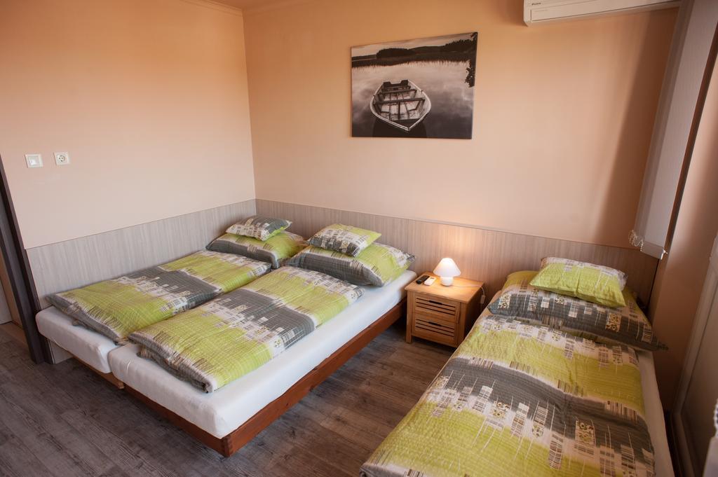 Milan Apartmanok 시오포크 외부 사진
